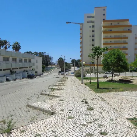 3 Castelos Jardim * بورتيماو